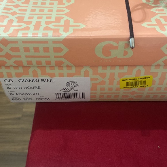 Snake skin black and white heels - Picture 4 of 4